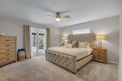 House in Altamonte Springs, Florida 4 bedrooms, 258.36 sq.m. № 2226788 - photo 30