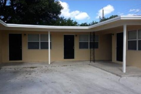 Condominio en alquiler en Lake Worth, Florida, 1 dormitorio, 59.46 m2 № 1071179 - foto 1