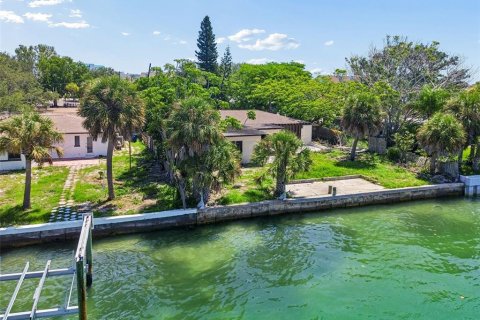Terreno en venta en Saint Pete Beach, Florida № 2314439 - foto 24