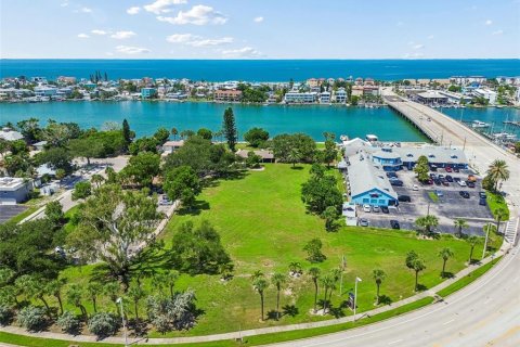 Terreno en venta en Saint Pete Beach, Florida № 2314439 - foto 25