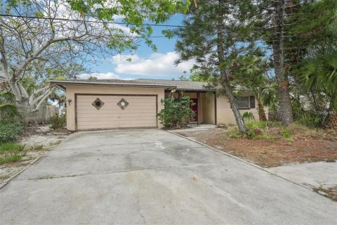 Terreno en venta en Saint Pete Beach, Florida № 2314439 - foto 2