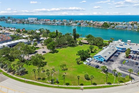 Terreno en venta en Saint Pete Beach, Florida № 2314439 - foto 26