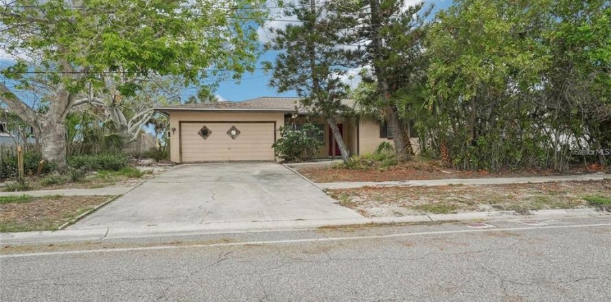 Terreno en Saint Pete Beach, Florida № 2314439