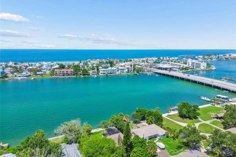 Terreno en venta en Saint Pete Beach, Florida № 2314439 - foto 7