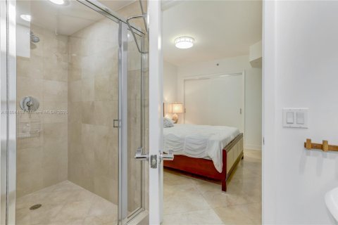 Condominio en venta en Hallandale Beach, Florida, 3 dormitorios, 155.61 m2 № 1739947 - foto 28