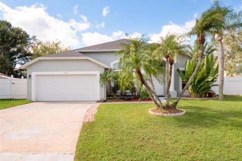 House in Orlando, Florida 3 bedrooms, 155.15 sq.m. № 2423896