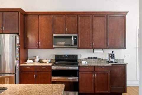 House in Orlando, Florida 3 bedrooms, 155.15 sq.m. № 2423896 - photo 21