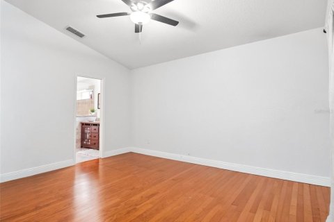 House in Orlando, Florida 3 bedrooms, 155.15 sq.m. № 2423896 - photo 28