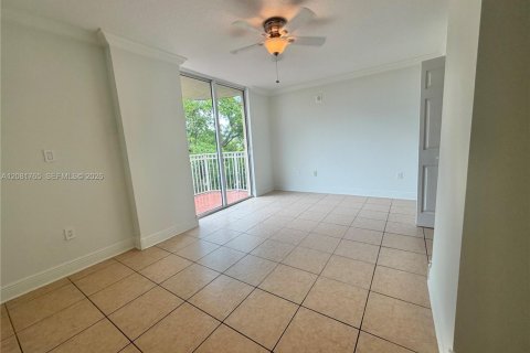 Condo in Miami, Florida, 1 bedroom  № 2340987 - photo 12