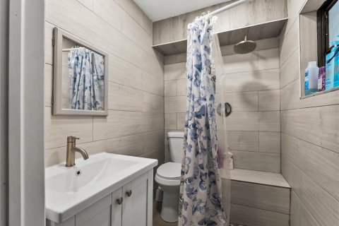 Villa ou maison à vendre à Port Charlotte, Floride: 4 chambres, 198.35 m2 № 2400252 - photo 29
