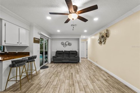 Villa ou maison à vendre à Port Charlotte, Floride: 4 chambres, 198.35 m2 № 2400252 - photo 12