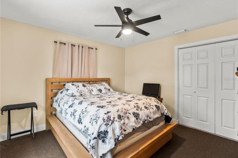 Villa ou maison à vendre à Port Charlotte, Floride: 4 chambres, 198.35 m2 № 2400252 - photo 20