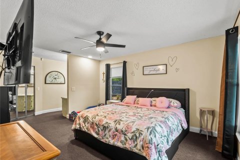 Villa ou maison à vendre à Port Charlotte, Floride: 4 chambres, 198.35 m2 № 2400252 - photo 14