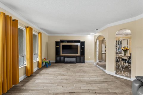 Villa ou maison à vendre à Port Charlotte, Floride: 4 chambres, 198.35 m2 № 2400252 - photo 5