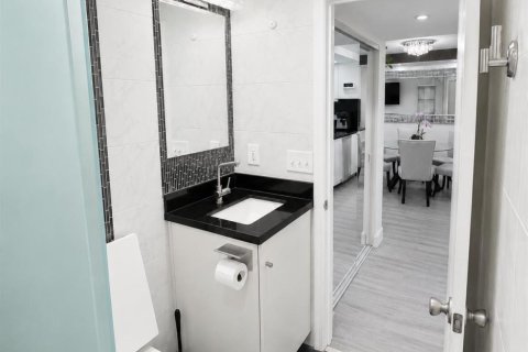Condominio en venta en Boca Raton, Florida, 2 dormitorios, 88.72 m2 № 2183428 - foto 19