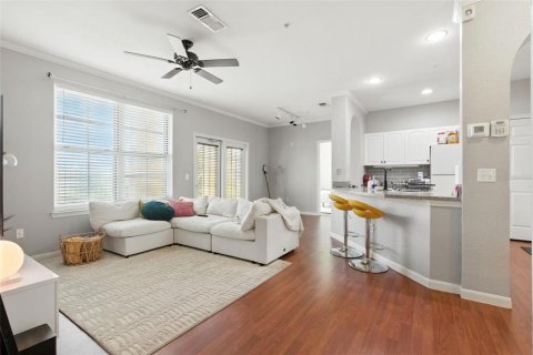 Copropriété à vendre à Orlando, Floride: 2 chambres, 93.27 m2 № 1824430 - photo 4