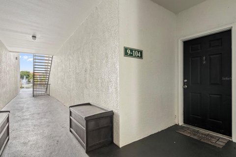 Condo in Orlando, Florida, 3 bedrooms  № 1870853 - photo 24