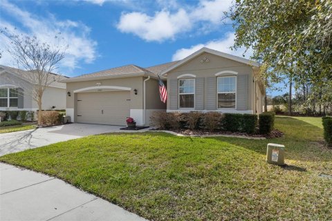 House in Brooksville, Florida 4 bedrooms, 191.84 sq.m. № 2110470