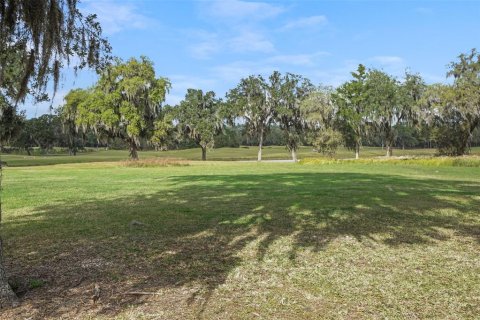 House in Brooksville, Florida 4 bedrooms, 191.84 sq.m. № 2110470 - photo 8