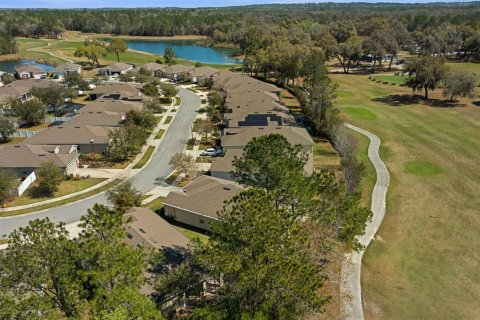 House in Brooksville, Florida 4 bedrooms, 191.84 sq.m. № 2110470 - photo 9