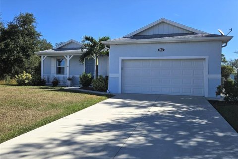 Villa ou maison à Port Charlotte, Floride 3 chambres, 119.57 m2 № 2108705
