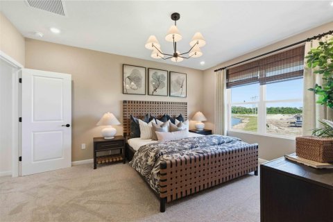 House in Port St. Lucie, Florida 4 bedrooms, 234.11 sq.m. № 2173470 - photo 18