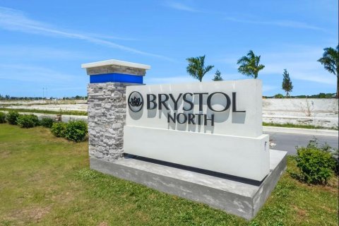 House in Port St. Lucie, Florida 4 bedrooms, 234.11 sq.m. № 2173470 - photo 30