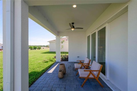 House in Port St. Lucie, Florida 4 bedrooms, 234.11 sq.m. № 2173470 - photo 27