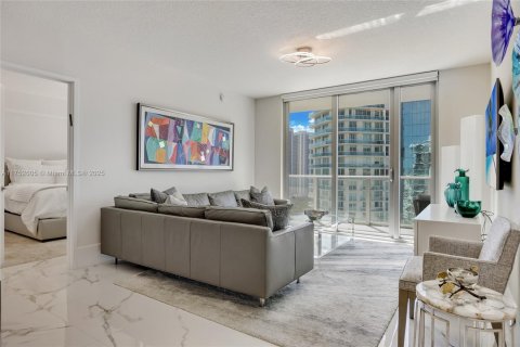 Condo in Sunny Isles Beach, Florida, 2 bedrooms  № 1864554 - photo 6