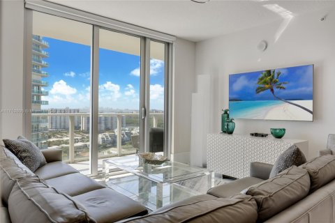 Condo in Sunny Isles Beach, Florida, 2 bedrooms  № 1864554 - photo 7