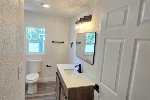 House in Tampa, Florida 4 bedrooms, 131.92 sq.m. № 1845281 - photo 22