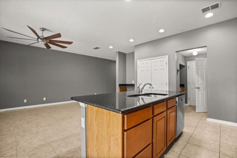 Townhouse in Winter Garden, Florida 3 bedrooms, 176.98 sq.m. № 2097719 - photo 8