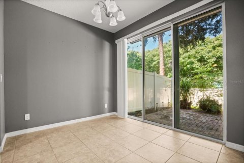 Townhouse in Winter Garden, Florida 3 bedrooms, 176.98 sq.m. № 2097719 - photo 5