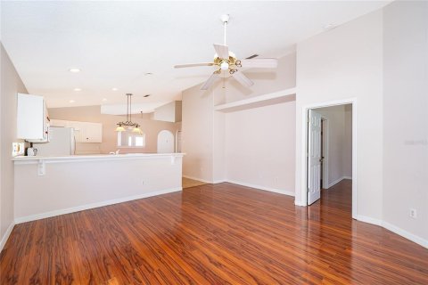 Villa ou maison à vendre à Orlando, Floride: 3 chambres, 168.43 m2 № 2351820 - photo 7