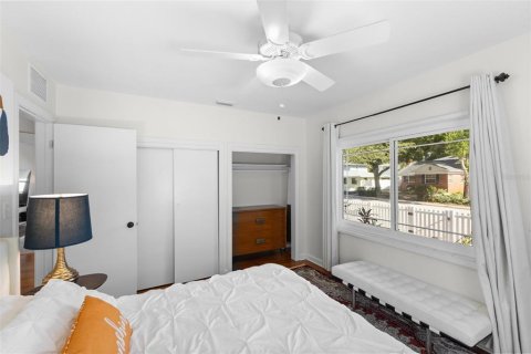House in Saint Petersburg, Florida 2 bedrooms, 99.68 sq.m. № 2200240 - photo 22