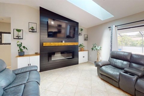 House in Sarasota, Florida 3 bedrooms, 146.69 sq.m. № 2354748 - photo 24