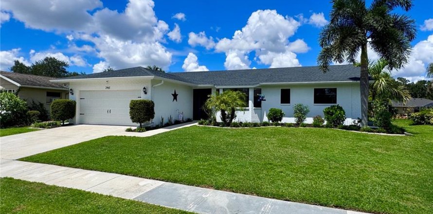 House in Sarasota, Florida 3 bedrooms, 146.69 sq.m. № 2354748