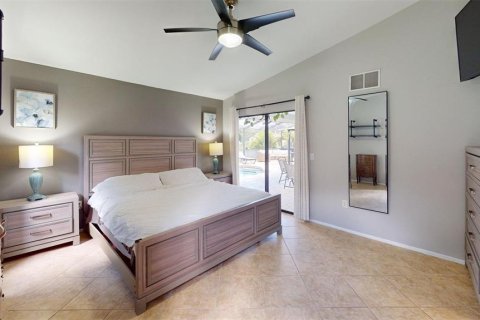 House in Sarasota, Florida 3 bedrooms, 146.69 sq.m. № 2354748 - photo 16