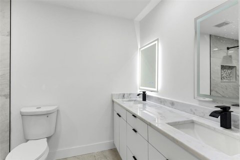 Casa en venta en Clearwater, Florida, 3 dormitorios, 187.29 m2 № 1515878 - foto 14