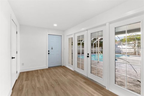 Casa en venta en Clearwater, Florida, 3 dormitorios, 187.29 m2 № 1515878 - foto 8