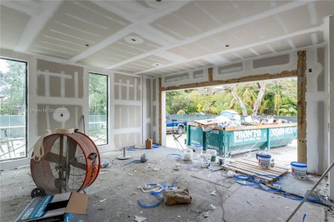 Casa en venta en South Miami, Florida, 5 dormitorios, 402.73 m2 № 1863236 - foto 22