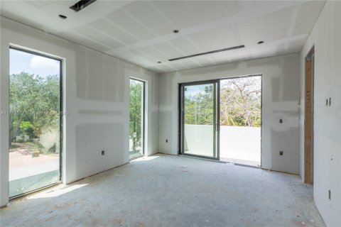 Casa en venta en South Miami, Florida, 5 dormitorios, 402.73 m2 № 1863236 - foto 24