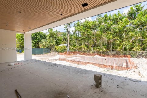 Casa en venta en South Miami, Florida, 5 dormitorios, 402.73 m2 № 1863236 - foto 17