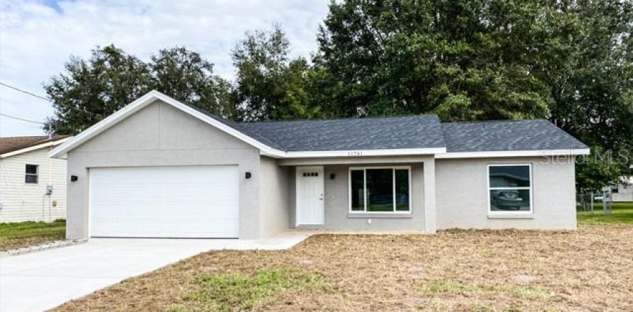 House in Ocala, Florida 3 bedrooms, 122.91 sq.m. № 1919277