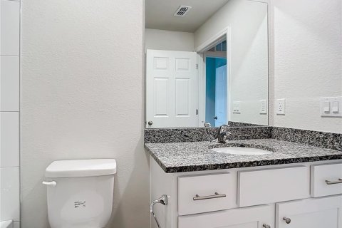 Propiedad comercial en venta en Port Charlotte, Florida, 4 dormitorios, 195.47 m2 № 1898956 - foto 13