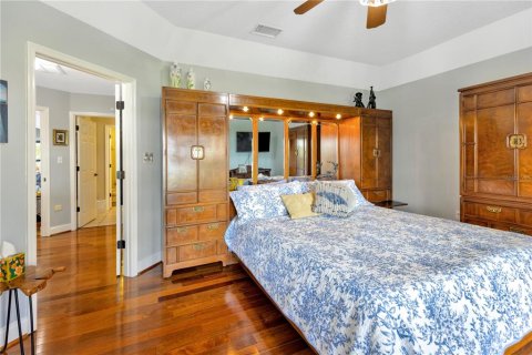 Villa ou maison à vendre à Tampa, Floride: 5 chambres, 311.22 m2 № 1537921 - photo 15