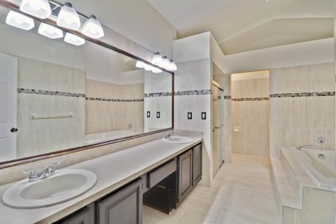Apartment in Boynton Beach, Florida 3 bedrooms, 128.11 sq.m. № 2392640 - photo 9