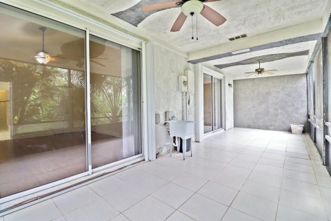 Apartment in Boynton Beach, Florida 3 bedrooms, 128.11 sq.m. № 2392640 - photo 16