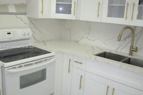 Купить кондоминиум в Мирамар, Флорида 2 спальни, 75.25м2, № 1970011 - фото 4