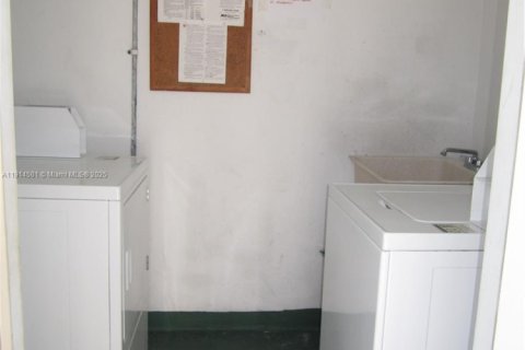 Купить кондоминиум в Мирамар, Флорида 2 спальни, 75.25м2, № 1970011 - фото 22